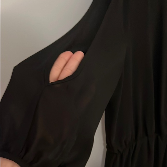 Lulu's Black V-Neck Bishop Sleeve  Party Girl Romper - Picture 4 of 9